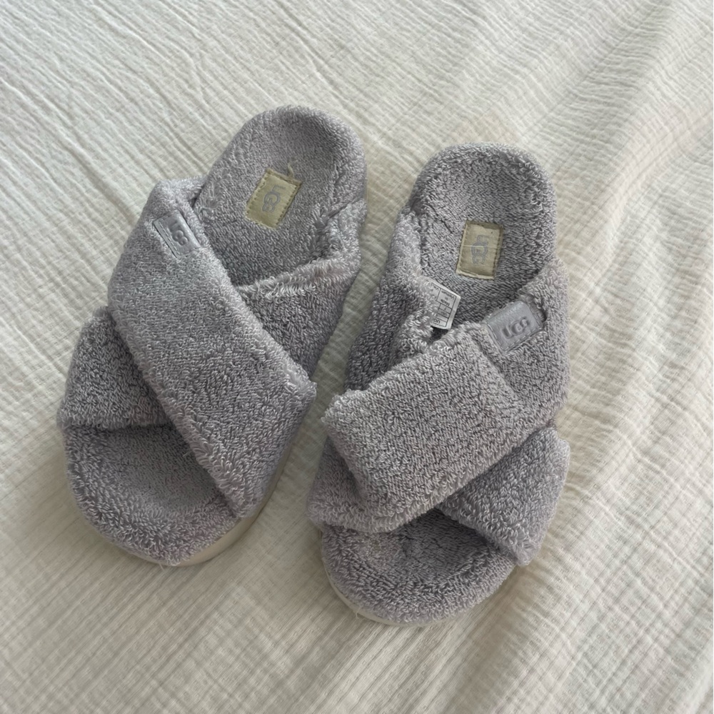 UGG Fuzz Sugar Terry Cross Slide Sandal